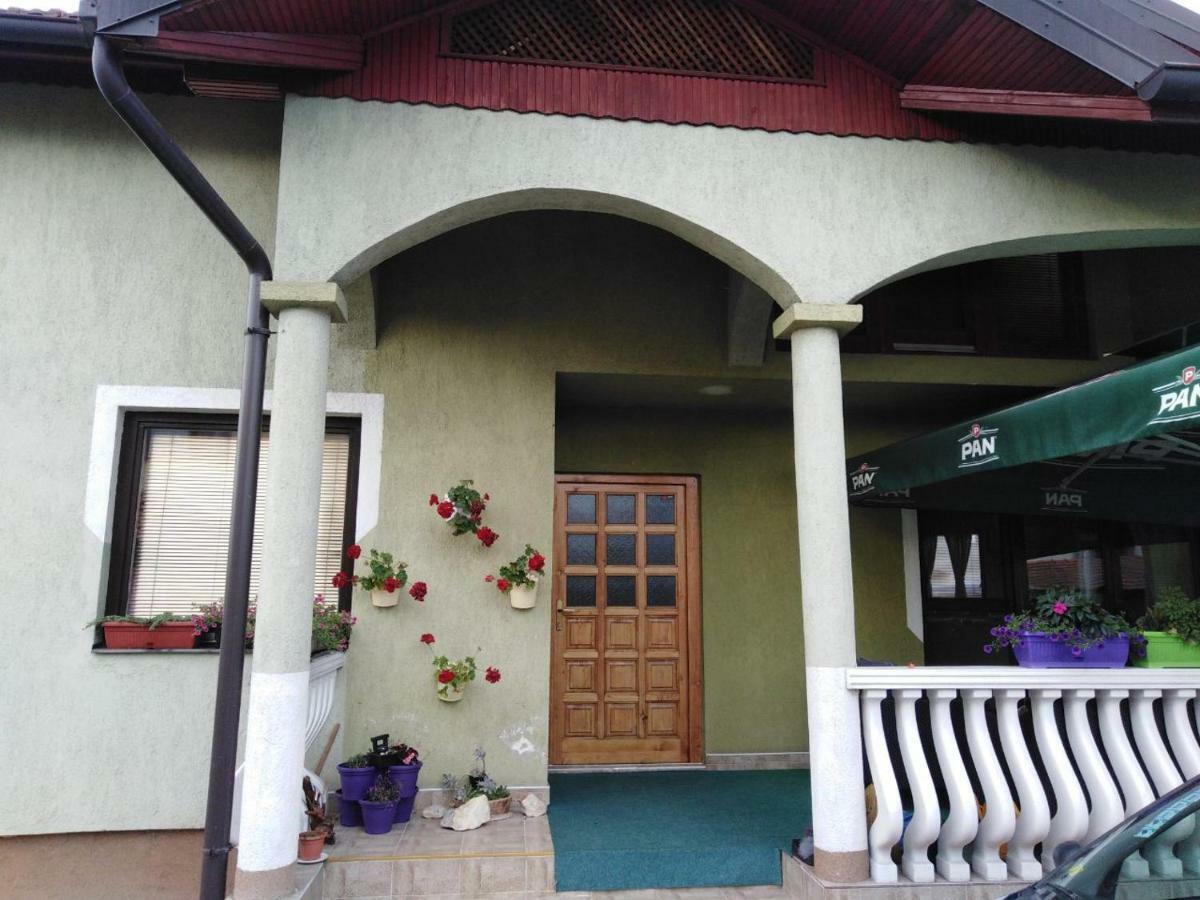 Sobe Majda Hotel Visoko Exterior photo